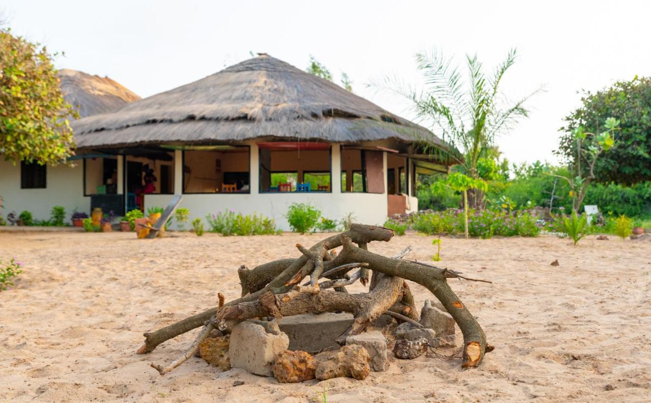 Tamba Kuruba Eco-Lodge Folonko Exterior foto